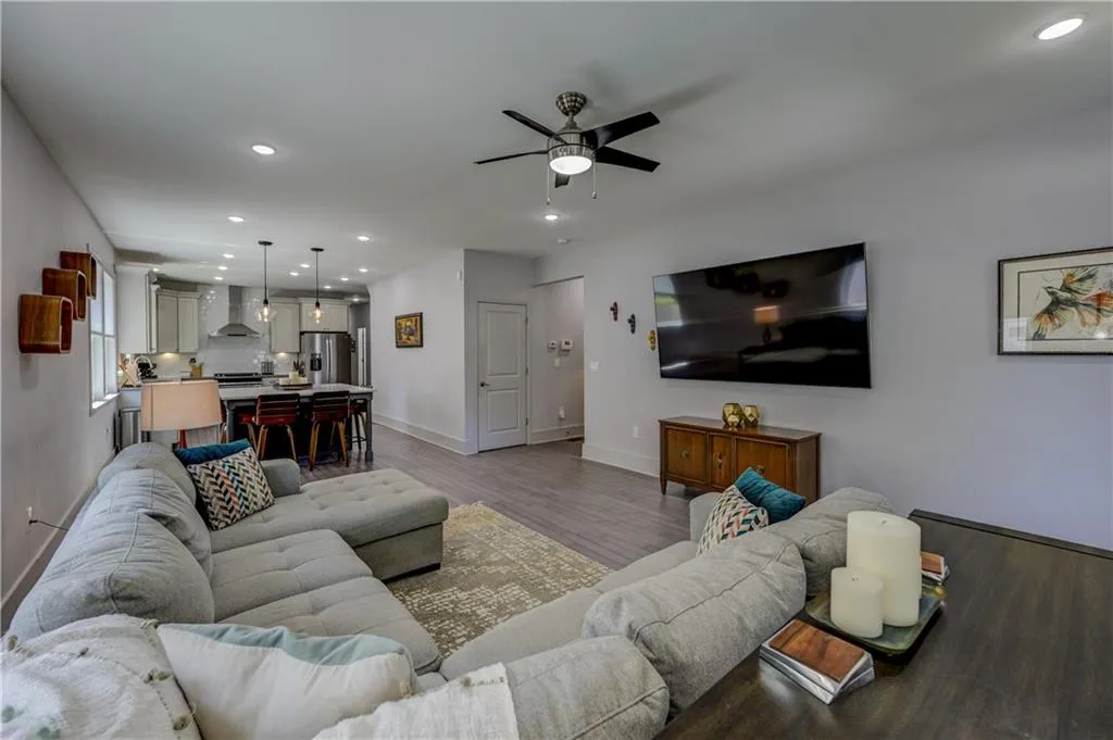 Atlanta, Georgia 30354, United States, 3 Bedrooms Bedrooms, ,3 BathroomsBathrooms,Residential,Active,210092