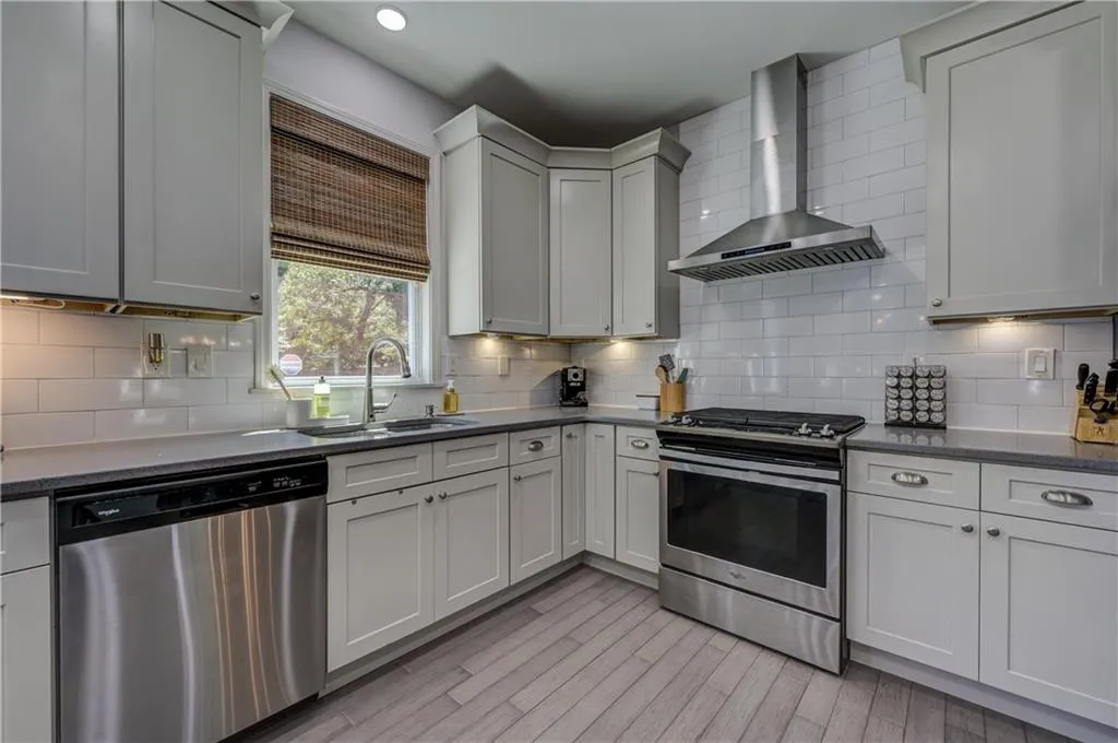 Atlanta, Georgia 30354, United States, 3 Bedrooms Bedrooms, ,3 BathroomsBathrooms,Residential,Active,210092