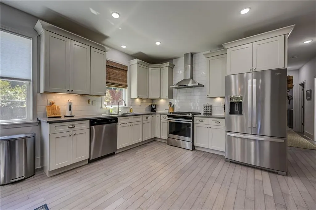 Atlanta, Georgia 30354, United States, 3 Bedrooms Bedrooms, ,3 BathroomsBathrooms,Residential,Active,210092