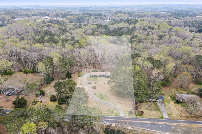 13595 Cogburn Road, Alpharetta, Georgia image 2