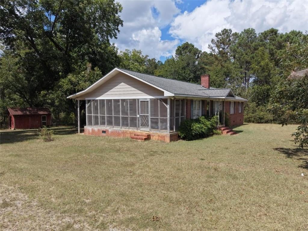 2107 Hwy 15 N