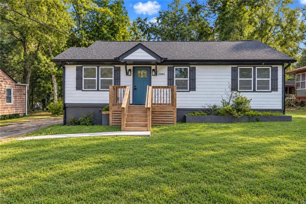 Photo of 2484 Calvin Avenue, East Point, GA 30344 (MLS # 7823780)