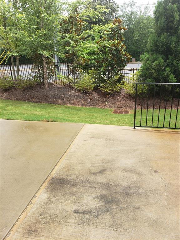 Ivy Crest - Residential Lease