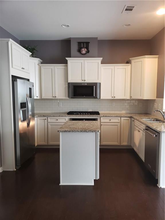 Ivy Crest - Residential Lease