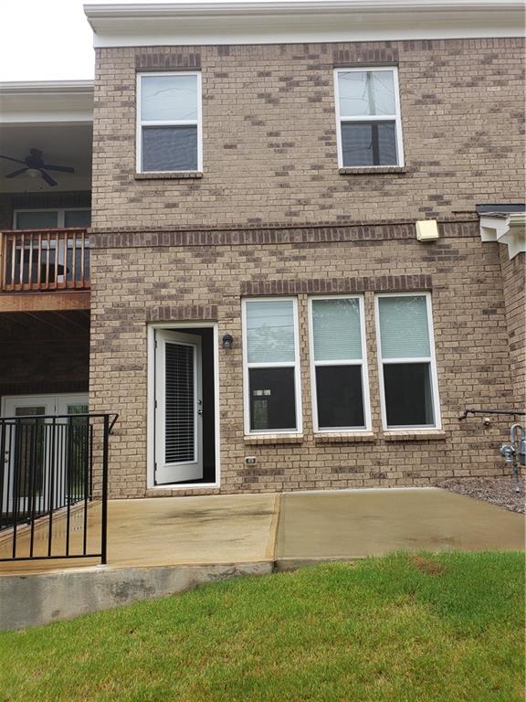 Ivy Crest - Residential Lease