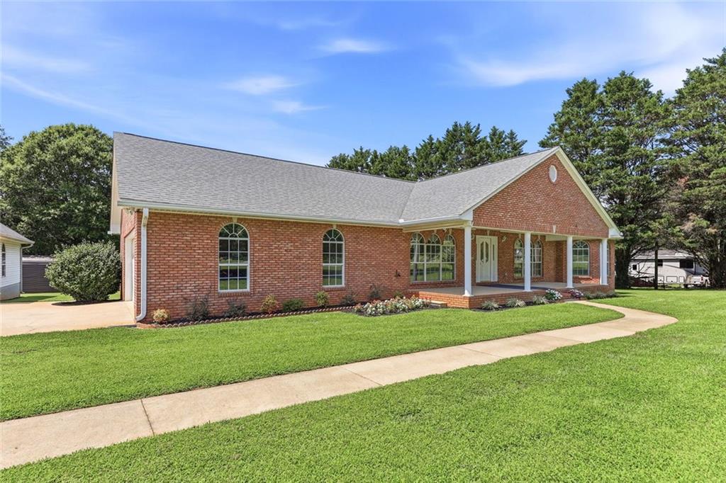 5573 Clarks Bridge Road