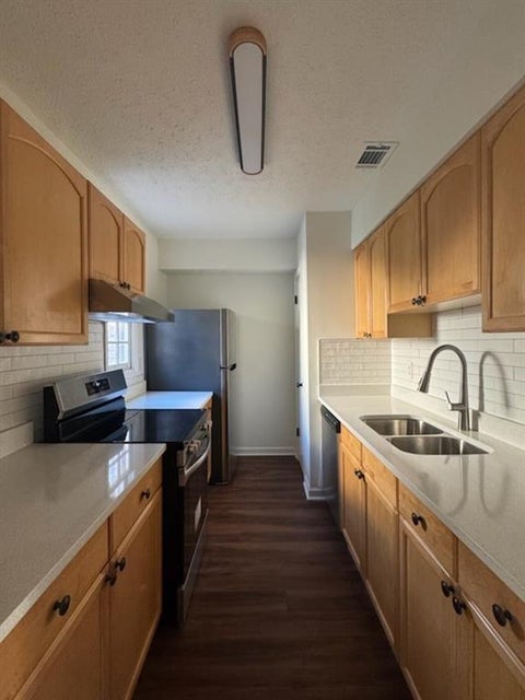 Condo For Rent - 3091 Colonial Way #D4<br/> Dekalb County, Atlanta, GA 30341