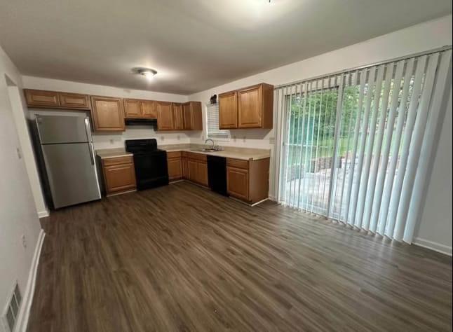 1247 Shoreham Drive, Atlanta, Georgia image 2
