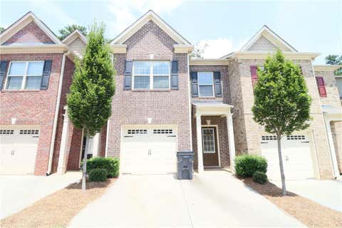 Townhouse For Sale - 323 Knelston Oak Drive<br/> Suwanee, GA 30024