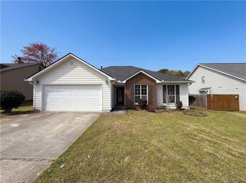 Homes For Sale - 5939 Farmbrook Lane<br/> Clayton County, Rex, GA 30273