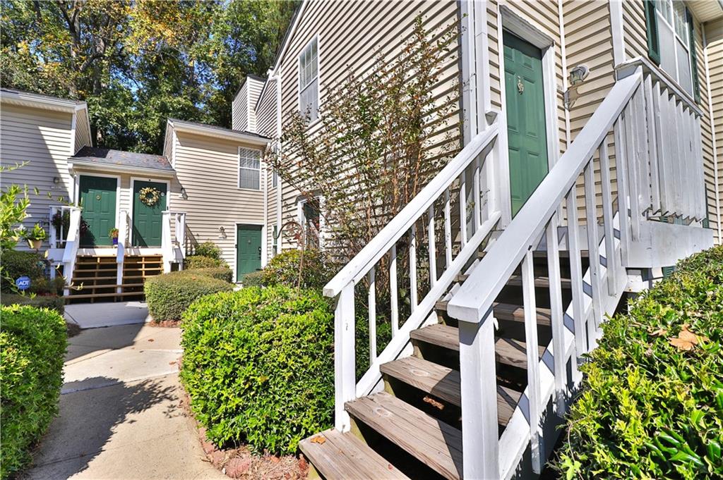 1208 Glenleaf Drive