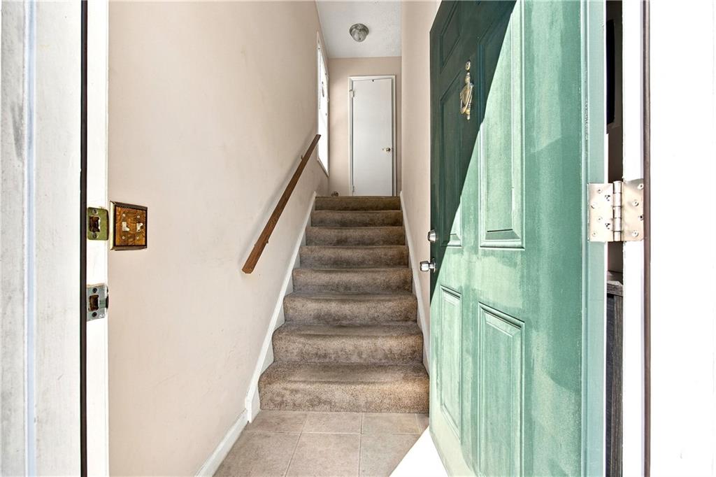 1208 Glenleaf Drive