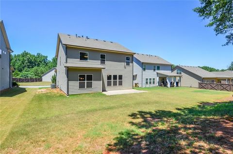 A home in Hoschton