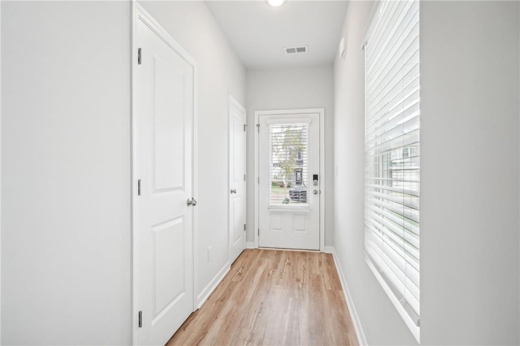 3016 Viewpark Circle