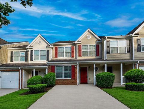 Townhouse For Rent - 610 Parkway Road<br/> Union City, GA 30291