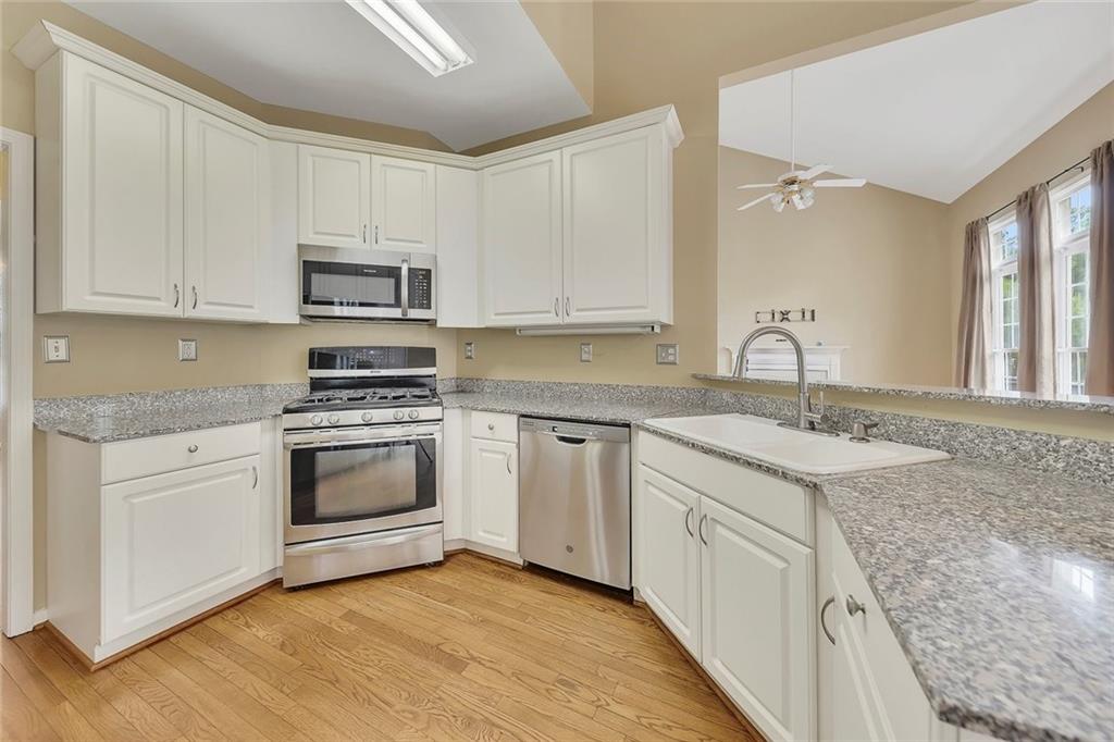 4815 Rapids Circle, Acworth, Georgia image 16