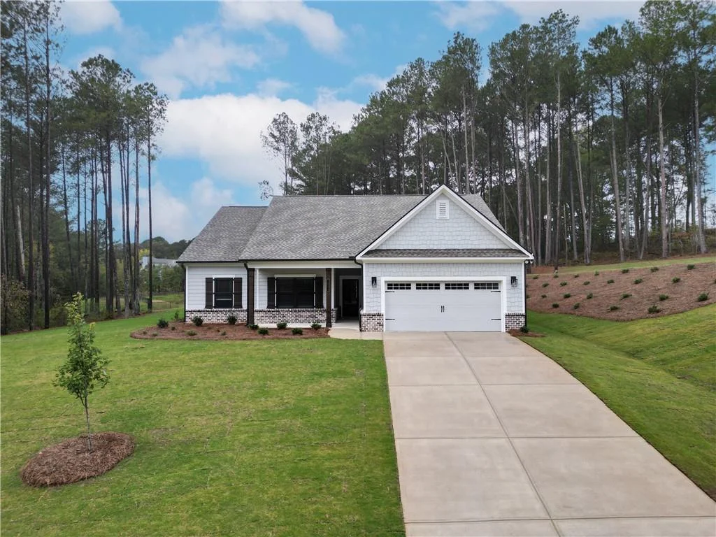 1038 Red Oak Lane