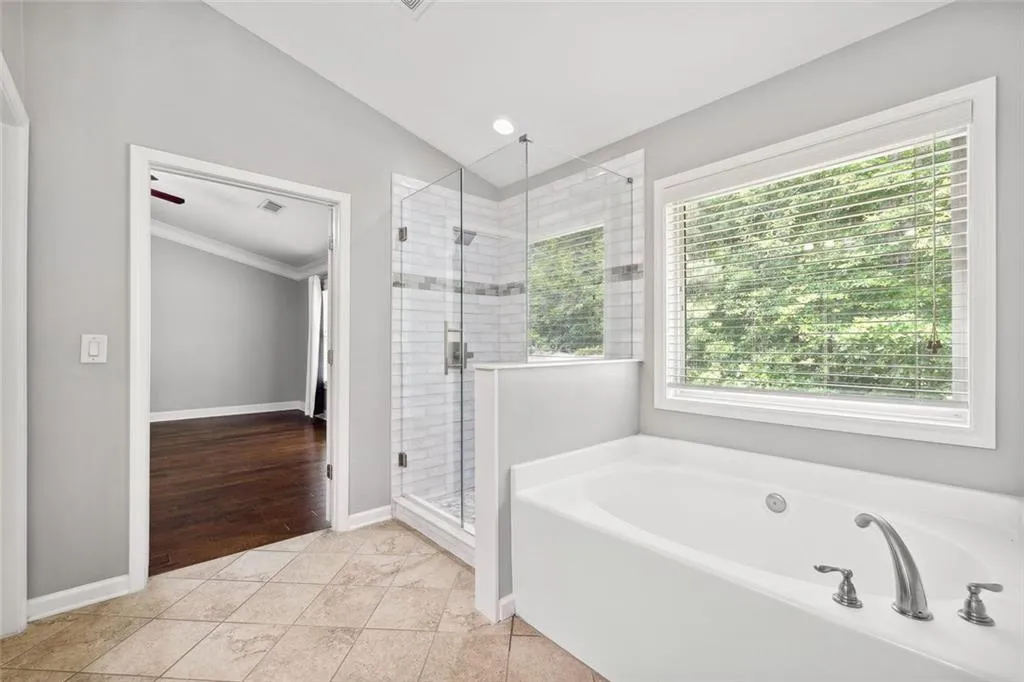 Roswell, Georgia 30076, United States, 4 Bedrooms Bedrooms, ,4 BathroomsBathrooms,Residential,Active,152510