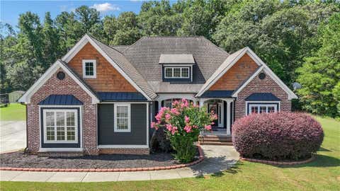 Homes For Sale - 660 Sandy Creek Road<br/> Fayetteville, GA 30214