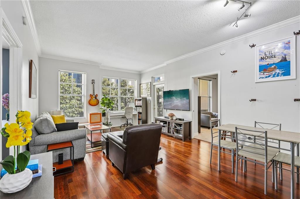 1101 Juniper Street NE 104