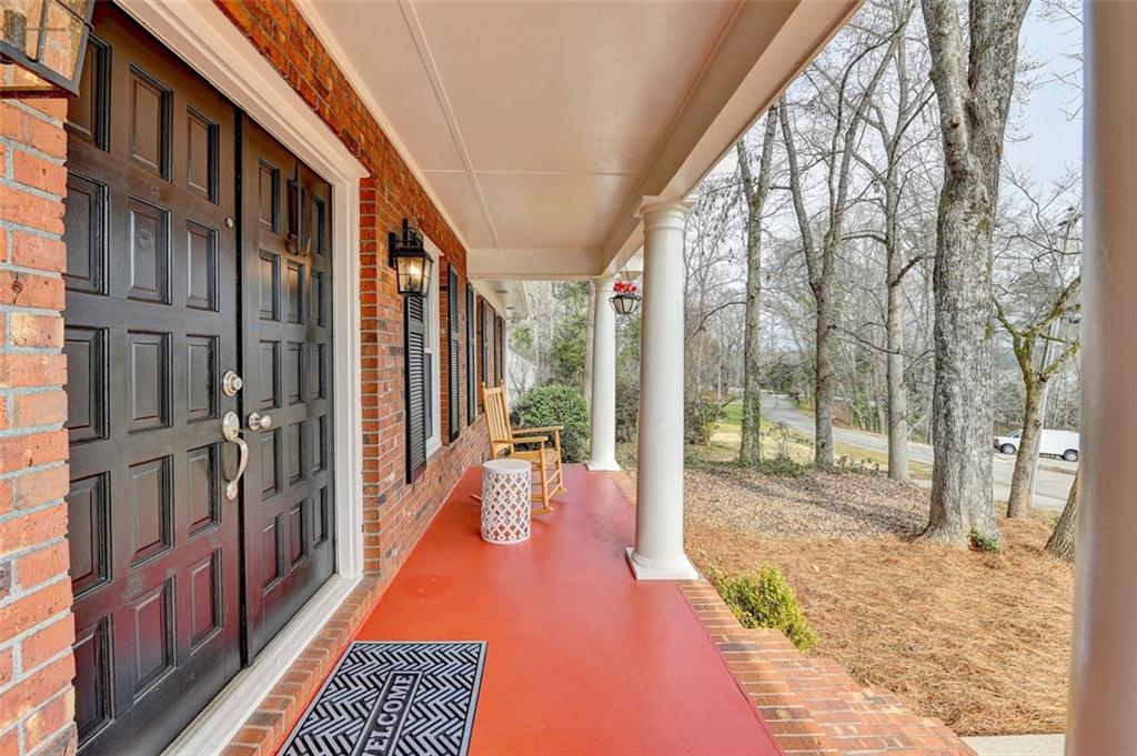 2121 ELYSIAN Circle
