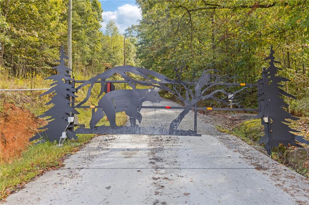 722 Yonah Mountain Road