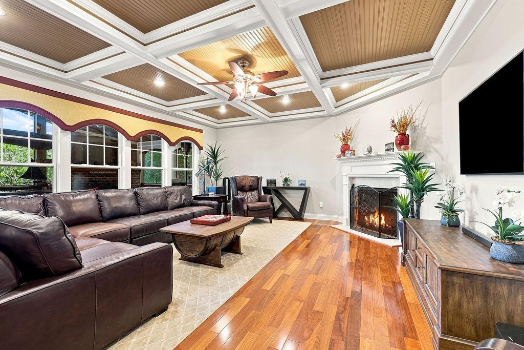 4505 Hedgewood Drive