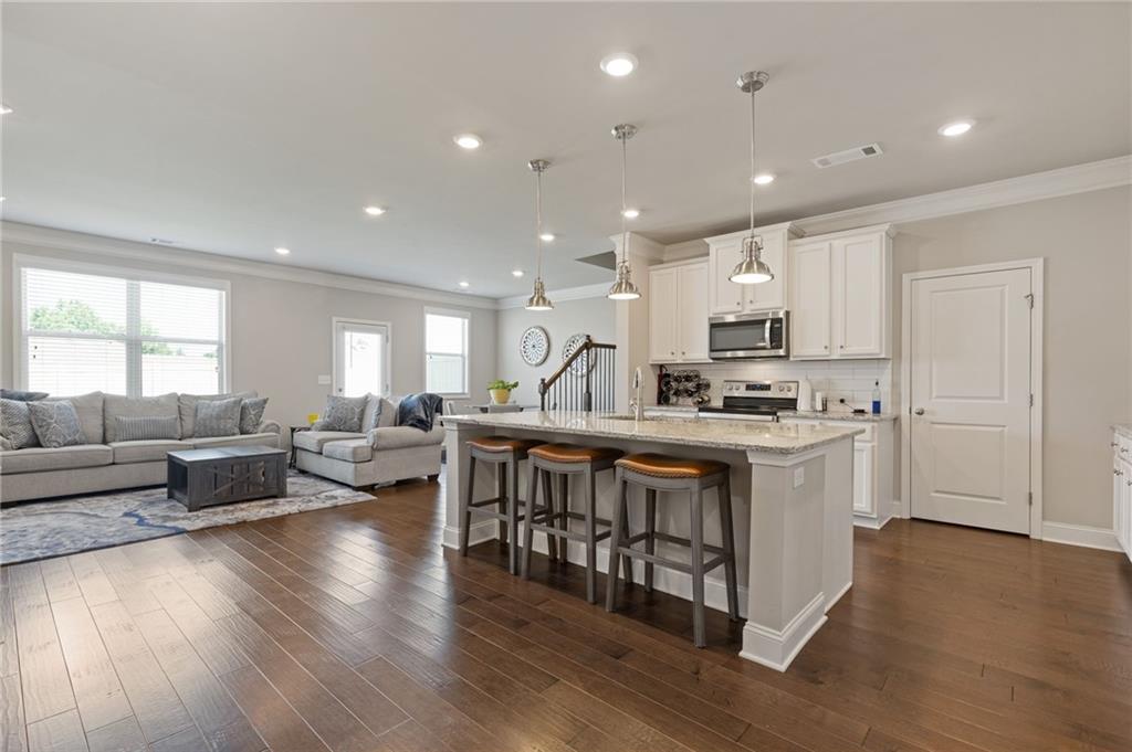 2904 Weyhill Trail