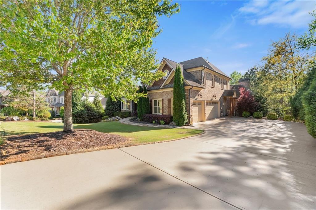 5811 Yoshino Cherry Lane