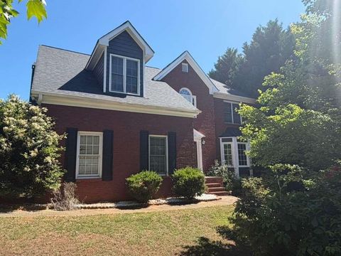 Homes For Sale - 4432 Saddle Bend Trail<br/> Snellville, GA 30039