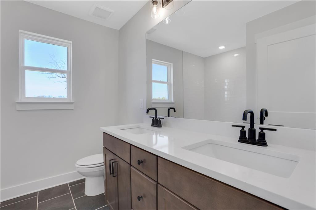 6775 Cambridge Drive, Flowery Branch, Georgia image 30