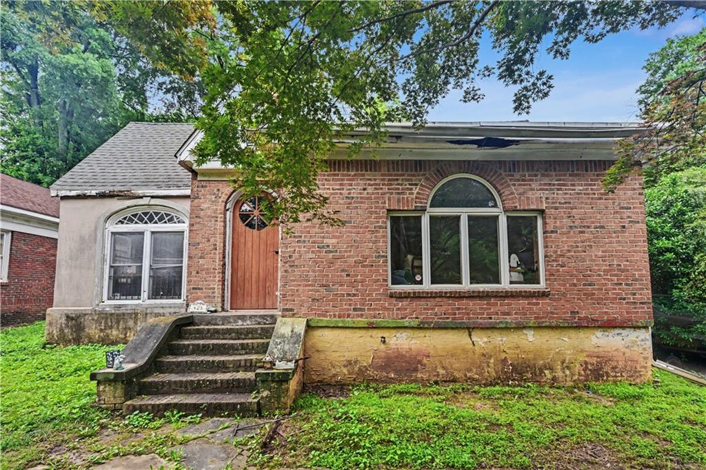 425 Page Avenue NE