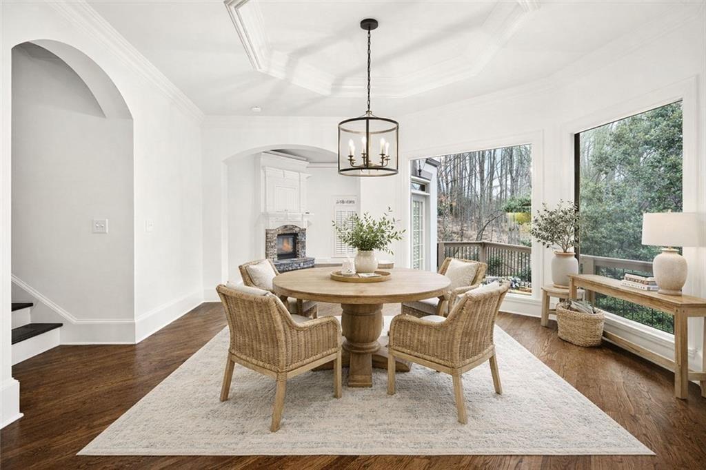 2910 Creek Tree Lane