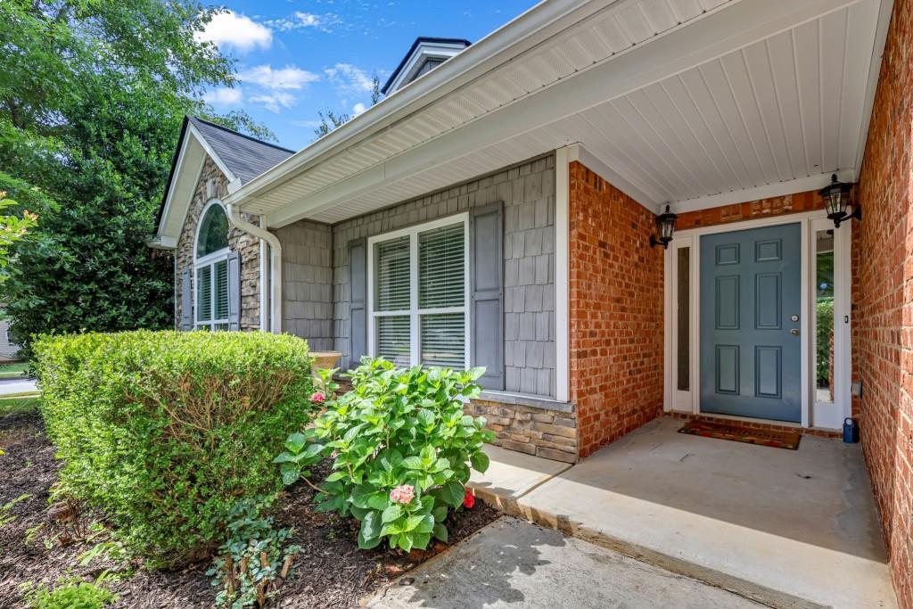 1906 Peach Shoals Circle
