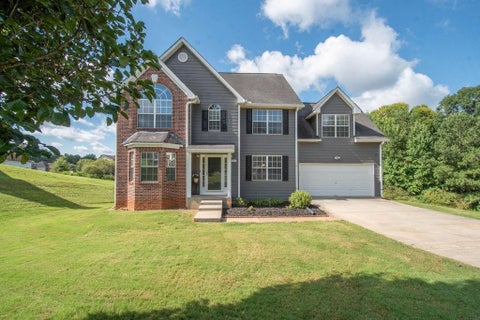 Homes For Sale - 202 Biltmore Way<br/> Stockbridge, GA 30281
