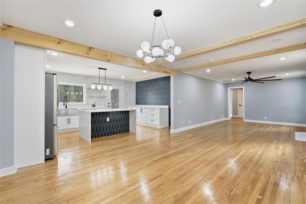 1971 Honeysuckle Lane SW