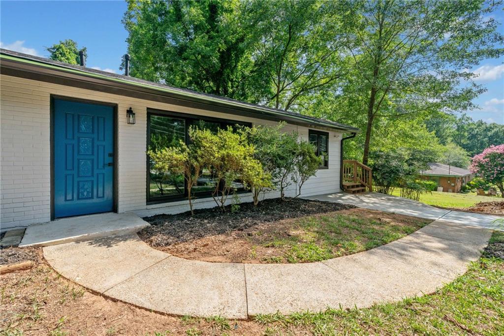 3485 Longleaf Dr
