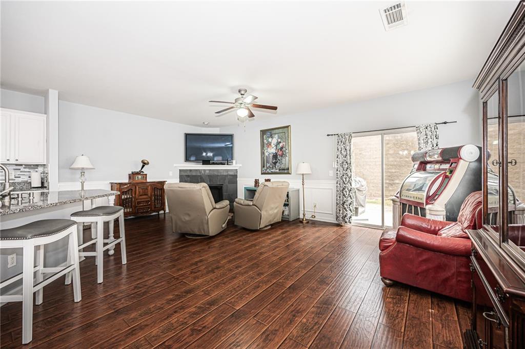 805 Pleasant Hill Road 222