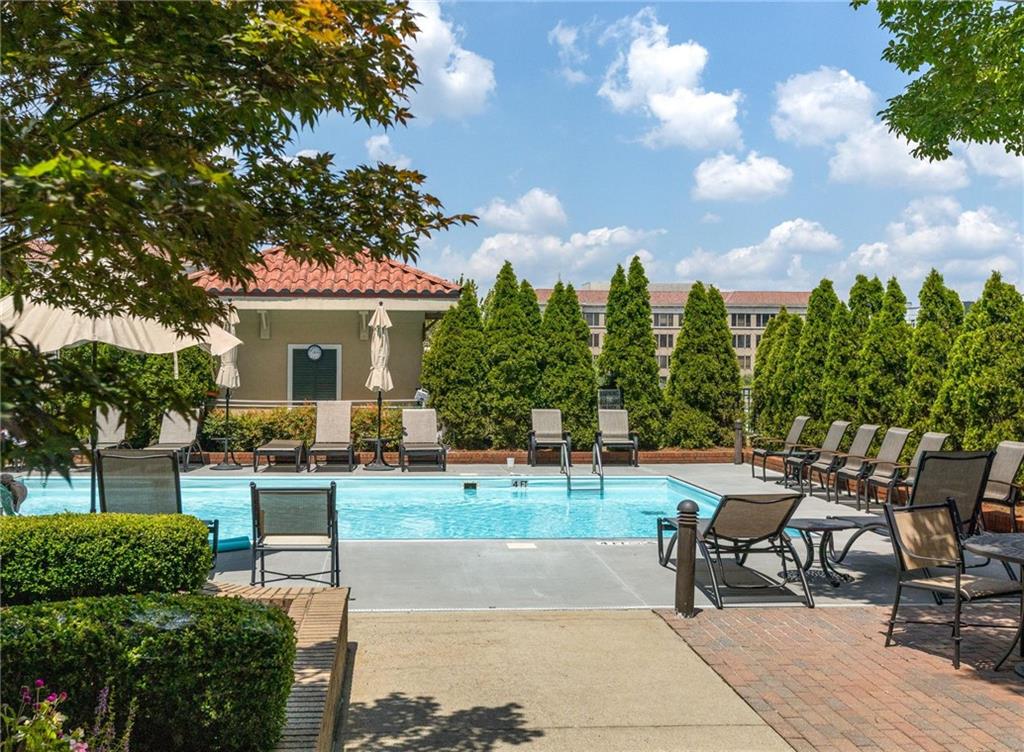 230 E Ponce De Leon Avenue 104