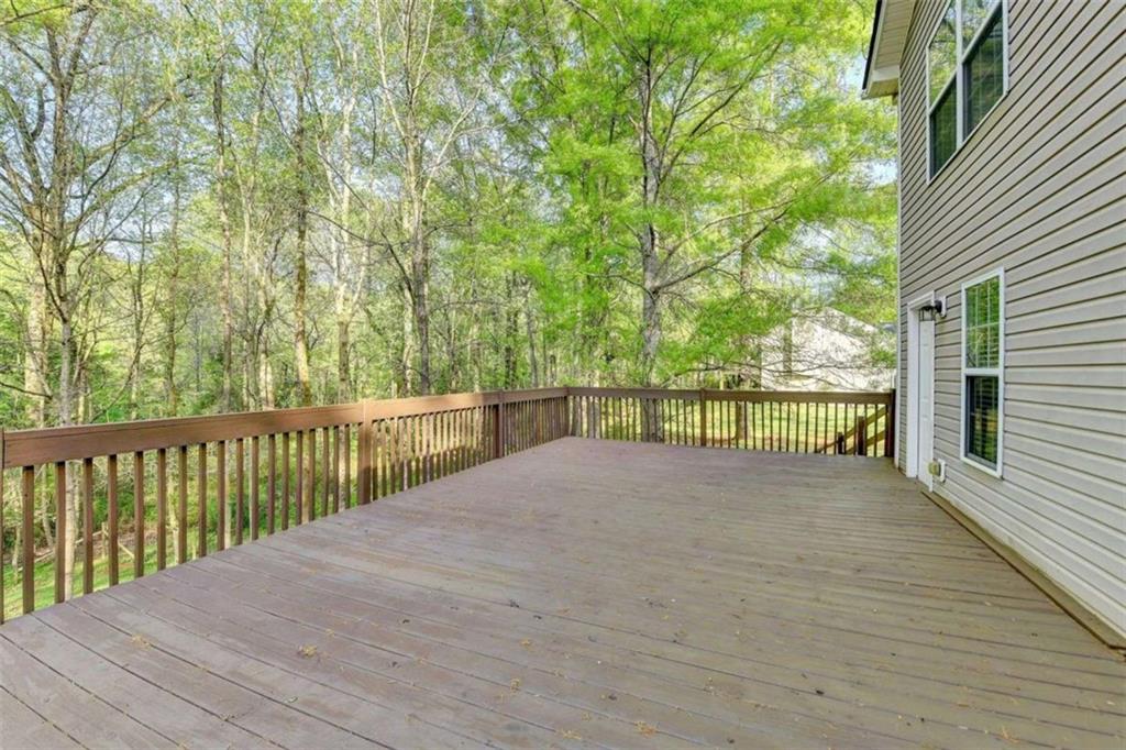 2025 Emerald Pointe Drive, Winder, Georgia image 38