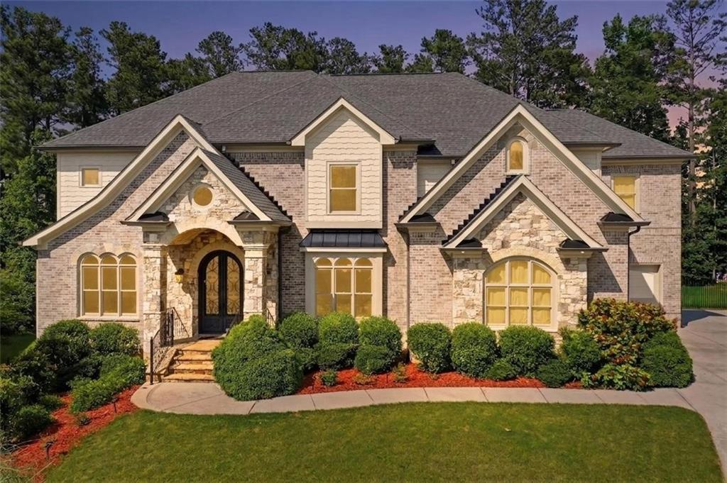 4050 Oak Forest Circle