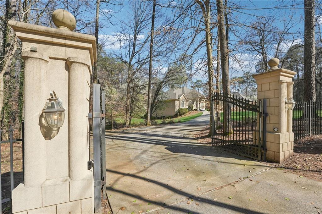 1296 Niskey Lake Road SW