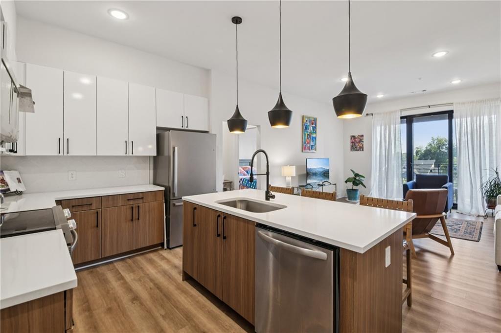 112 Rogers Street NE 409