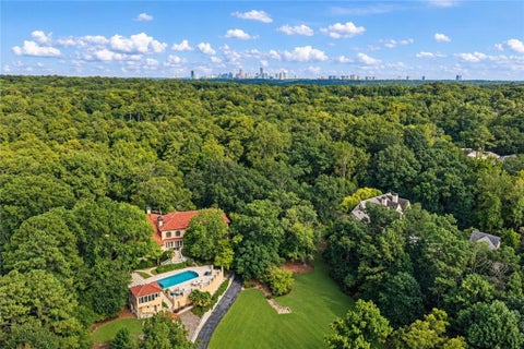 Homes For Sale - 4338 Harris Trail<br/> Atlanta, GA 30327