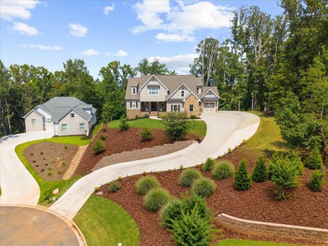 Homes For Sale - 7560 Crestline Drive<br/> Dawsonville, GA 30534