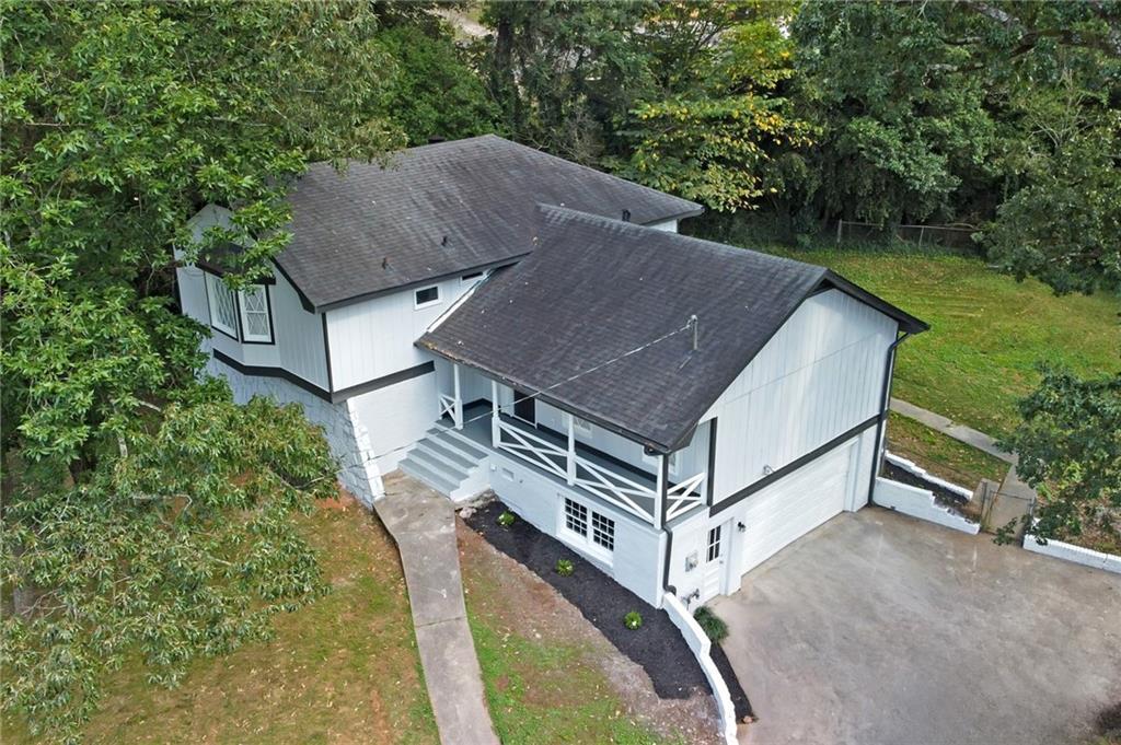 4447 Lake Breeze Drive