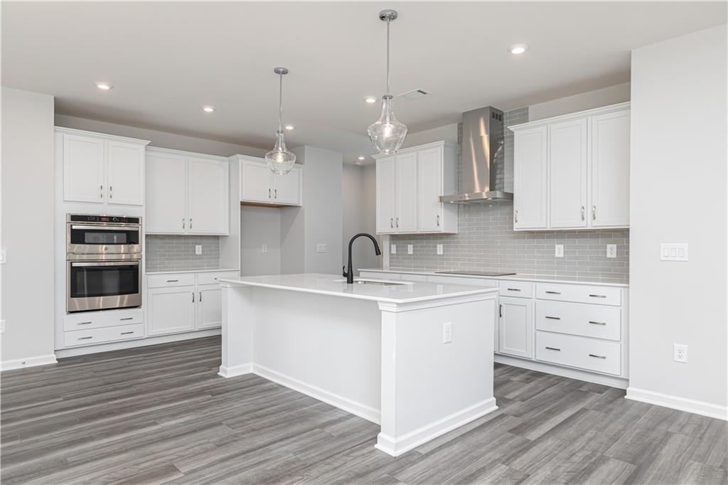 96 Hickory Grove Avenue