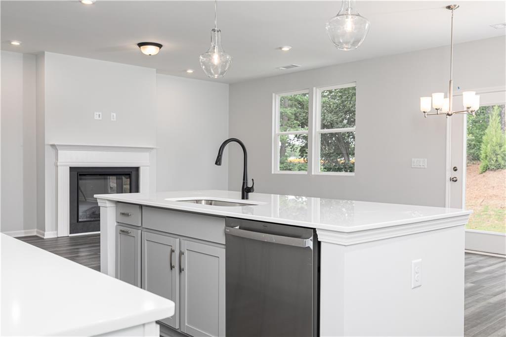 96 Hickory Grove Avenue