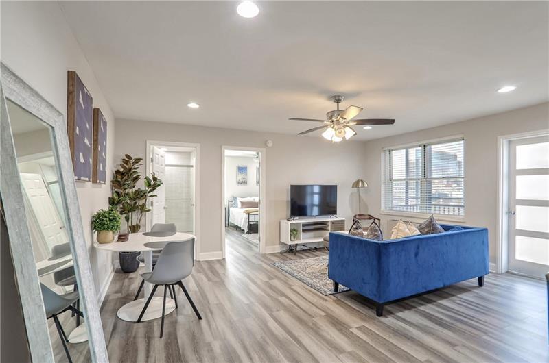 300 Peachtree Street NE 3B