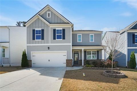 Homes For Sale - 427 Quail Pass<br/> Dawsonville, GA 30534